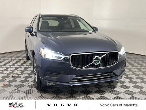 2021 Volvo XC60 T5 Momentum