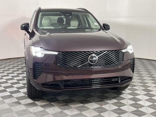 2026 Volvo XC90 B6 Ultra Dark Theme 7-Seater