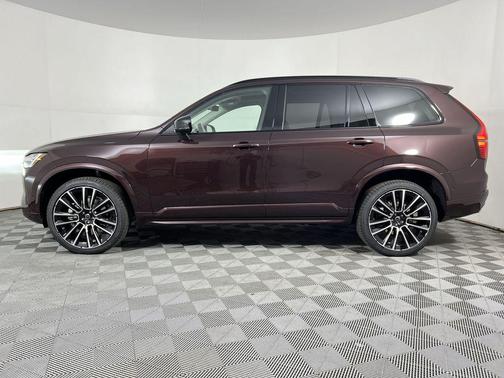 2026 Volvo XC90 B6 Ultra Dark Theme 7-Seater