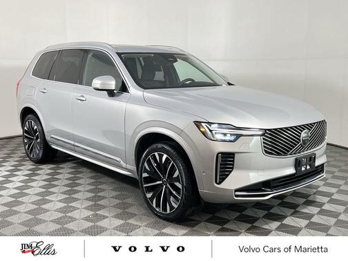 2025 Volvo XC90 B6 Plus 7-Seater