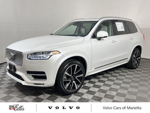 2024 Volvo XC90 B6 Plus Bright Theme 7-Seater