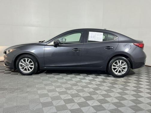 2016 Mazda Mazda3 i Touring