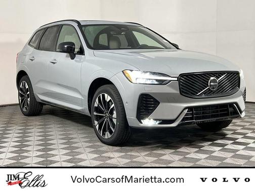 2026 Volvo XC60 B5 Plus