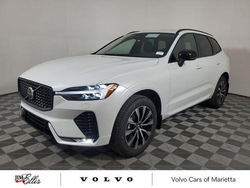 2025 Volvo XC60 B5 Core