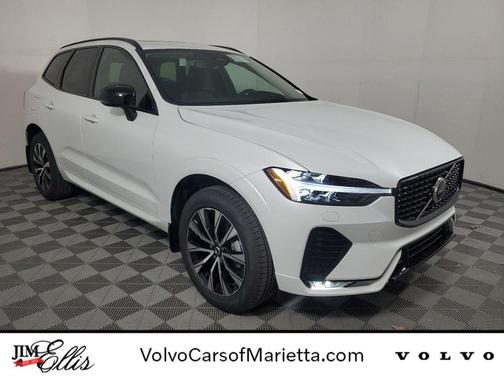 2025 Volvo XC60 B5 Core