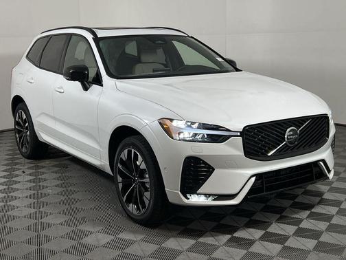 2026 Volvo XC60 B5 Plus