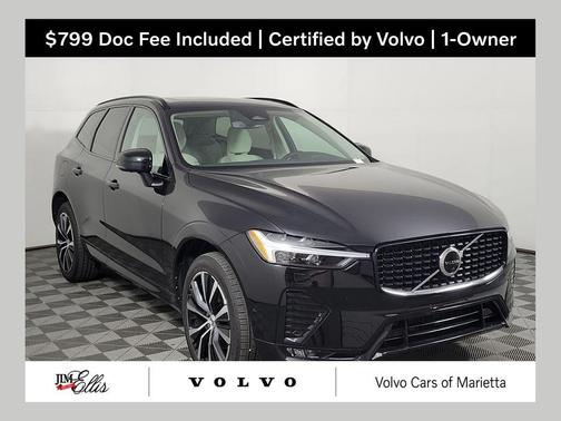 Onyx Black Metallic 2023 Volvo XC60 B5 Plus Dark Theme