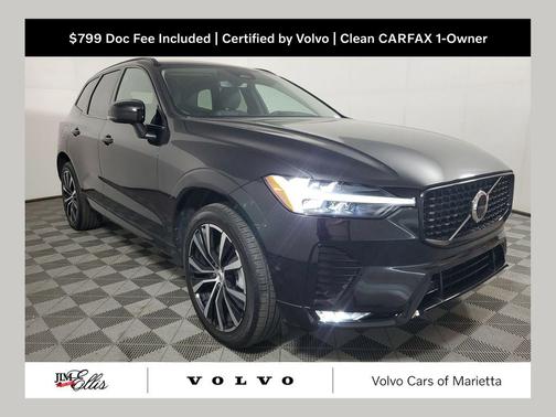 Onyx Black Metallic 2024 Volvo XC60 B5 Plus Dark Theme