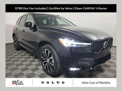 Onyx Black Metallic 2024 Volvo XC60 B5 Plus Dark Theme