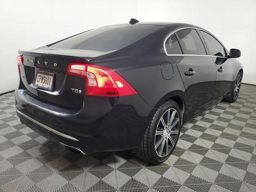 2017 Volvo S60 Inscription T5