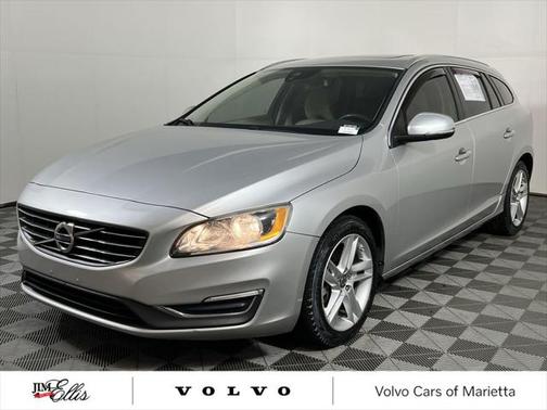 2015 Volvo V60 T5 Platinum