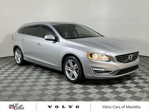 2015 Volvo V60 T5 Platinum