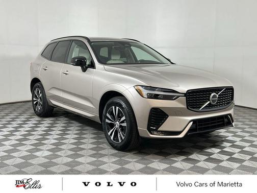 2025 Volvo XC60 B5 Core