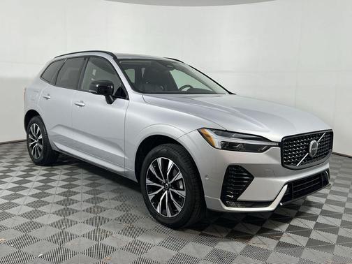 2025 Volvo XC60 Plus