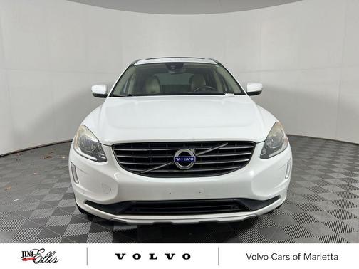 2016 Volvo XC60 T5 Drive-E Premier
