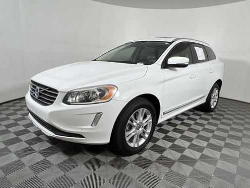 2016 Volvo XC60 T5 Drive-E Premier