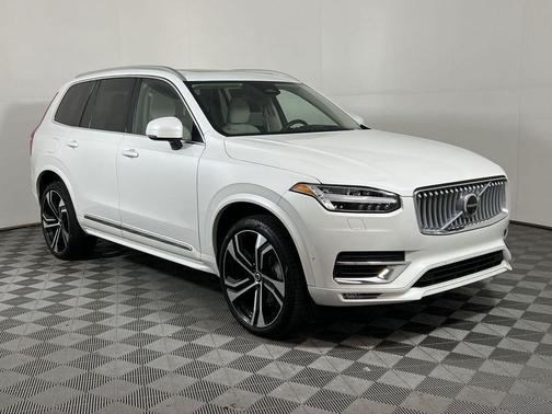 2024 Volvo XC90 B6 Ultimate Bright Theme 7-Seater