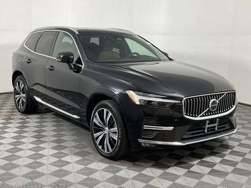 2023 Volvo XC60 B5 Plus Bright Theme