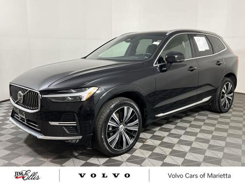 2023 Volvo XC60 B5 Plus Bright Theme