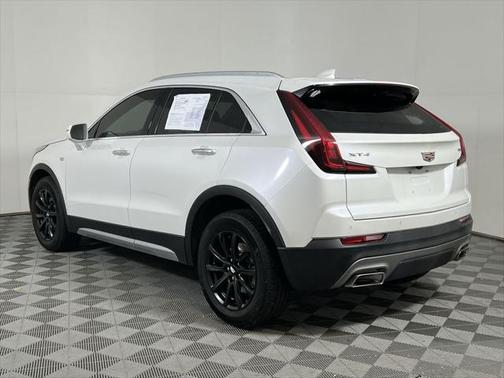 2021 Cadillac XT4 Premium Luxury