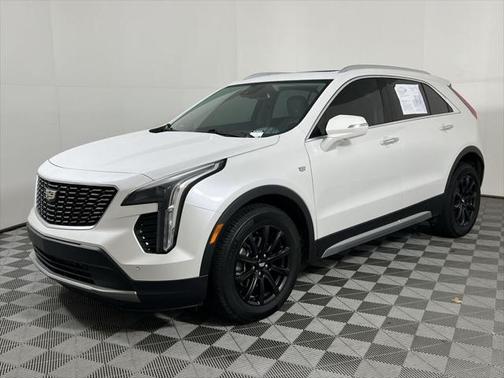2021 Cadillac XT4 Premium Luxury