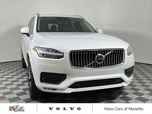 2021 Volvo XC90 T6 Momentum