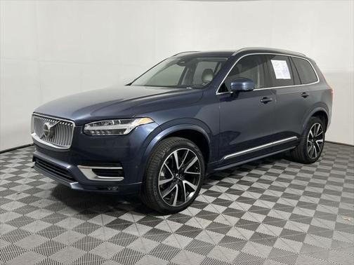 2024 Volvo XC90 B6 Ultimate Bright Theme 6-Seater