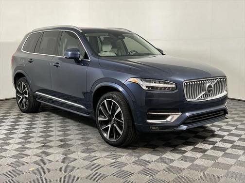 2024 Volvo XC90 B6 Ultimate Bright Theme 6-Seater