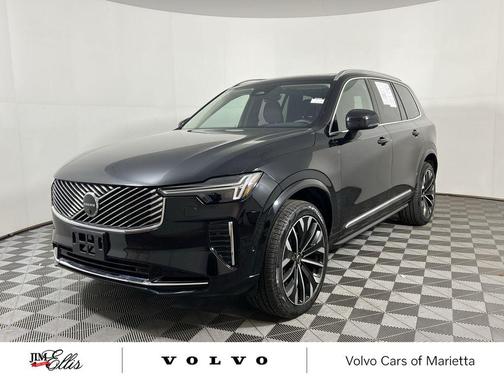 2025 Volvo XC90 B6 Plus 7-Seater