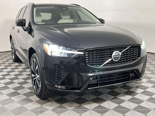 2025 Volvo XC60 Plus