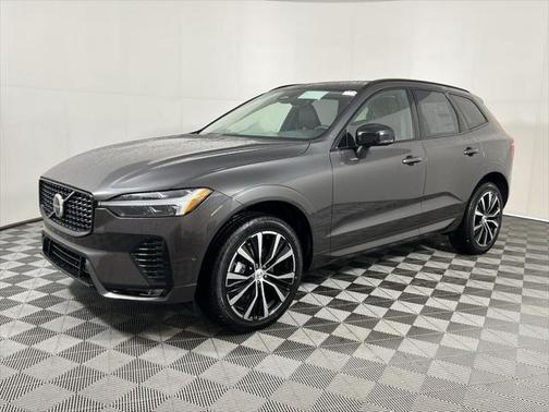 2025 Volvo XC60 Plus