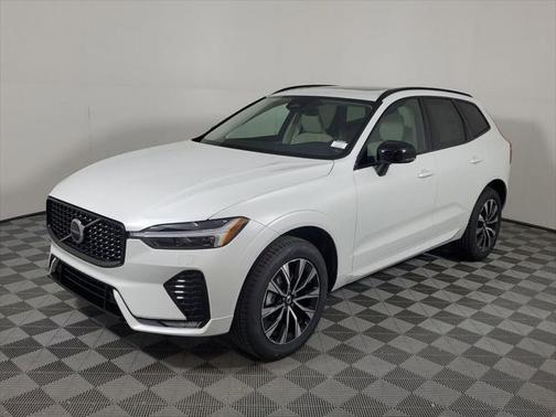 2025 Volvo XC60 B5 Core