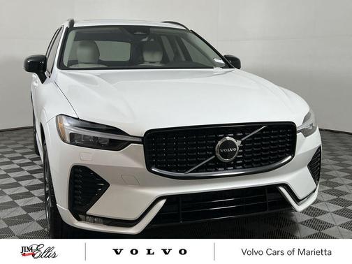 2025 Volvo XC60 B5 Core