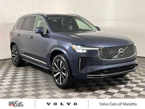 2025 Volvo XC90 B5 Core