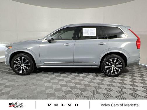 2024 Volvo XC90 B5 Plus Bright Theme