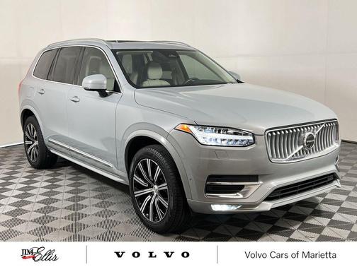 2024 Volvo XC90 B5 Plus Bright Theme