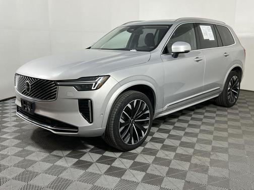 2025 Volvo XC90 B6 Plus 7-Seater