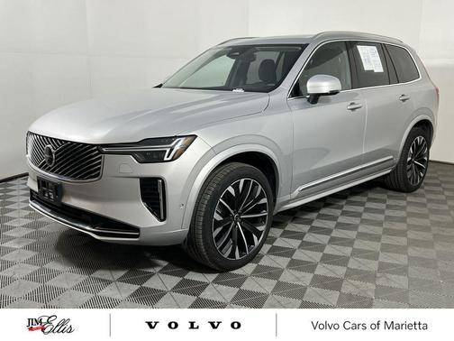 2025 Volvo XC90 B6 Plus 7-Seater