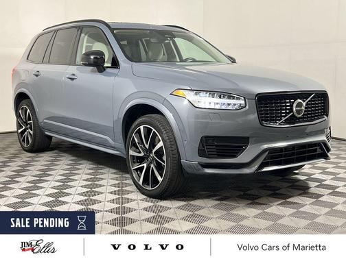 2023 Volvo XC90 Recharge Plug-In Hybrid T8 Plus Dark Theme 7-Seater
