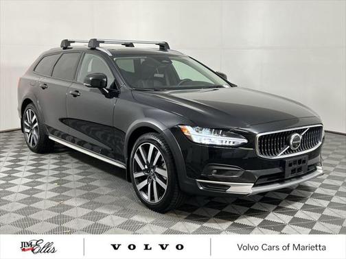 2023 Volvo V90 Cross Country B6 Ultimate