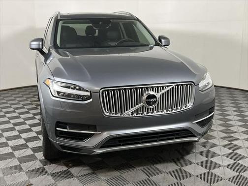 2016 Volvo XC90 Hybrid T8 Inscription