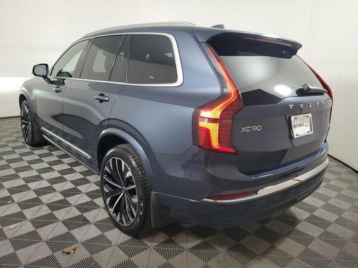 2026 Volvo XC90 Core, B5 AWD Gas (mild hybrid), Gasoline, Bright, 7 Seats