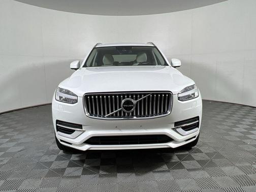 2020 Volvo XC90 Hybrid T8 Inscription 7 Passenger