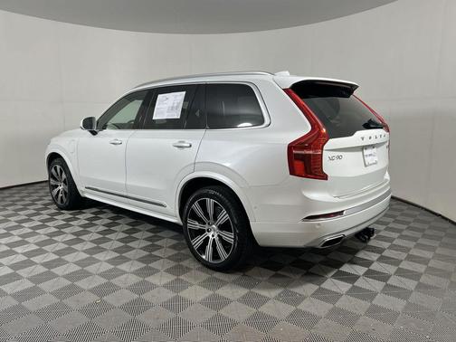 2020 Volvo XC90 Hybrid T8 Inscription 7 Passenger