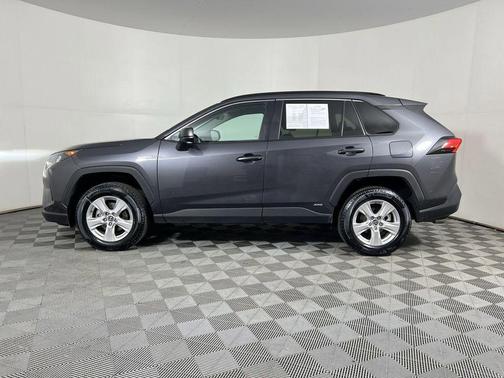 2019 Toyota RAV4 Hybrid SE