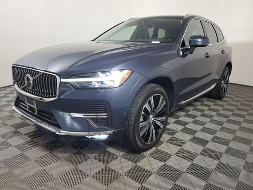 Denim Blue Metallic 2023 Volvo XC60 B5 Plus Bright Theme