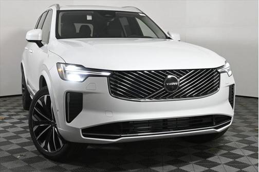 2025 Volvo XC90 Plug-In Hybrid T8 Ultra 7-Seater