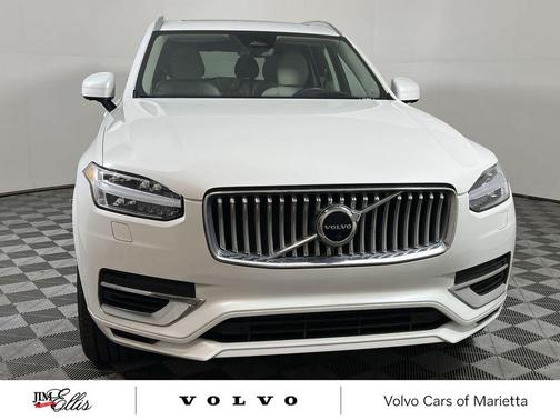 2023 Volvo XC90 Recharge Plug-In Hybrid T8 Ultimate Bright Theme 7-Seater