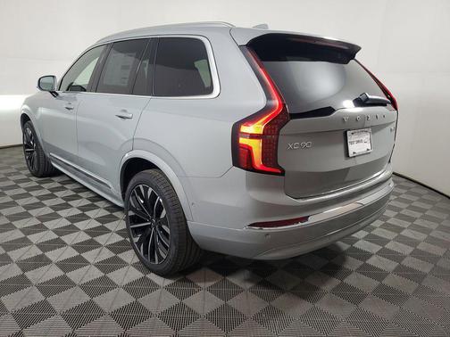 2026 Volvo XC90 Plus, B6 AWD Gas (mild hybrid), Gasoline, Bright, 7 Seats