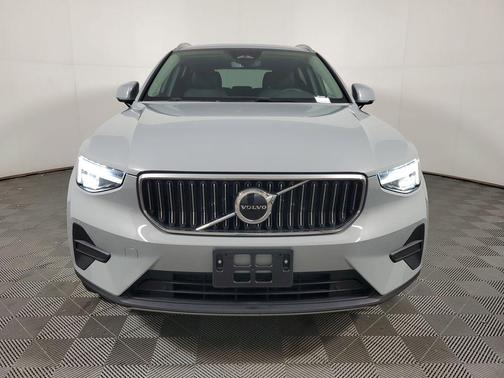 Gray 2025 Volvo XC40 B5 Core Bright Theme
